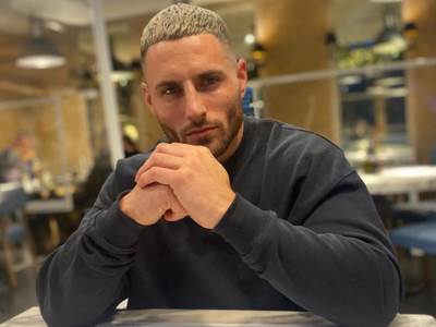  Zvijezdi rijalitija "Ex On The Beach" pronaši slike djece i seksa sa životinjama! 