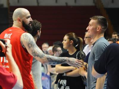  Zvezdaš pomogao Bogdanu Bogdanoviću: Srpski bek ispričao Amerikancima o prijatelju koji je igrao za  