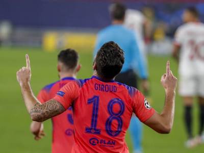  Dao četiri gola, a kod Lamparda je treći špic: Počeo da hvali Žirua kada je spakovao kofere! 