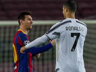  Zlatna lopta 2020 tri kandidata Mesi Ronaldo Levandovski 