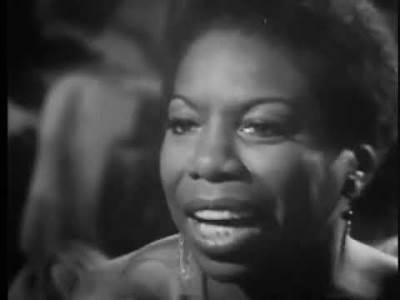  Hit dana: Nina Simone - "Ain't Got No... I Got Life" 