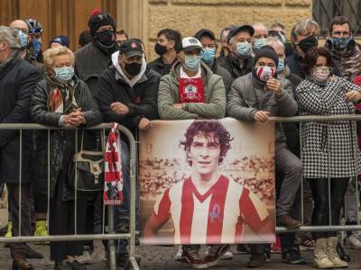  Ni mrtvom mu ne daju mira: Tokom sahrane opljačkana kuća Paola Rosija! 