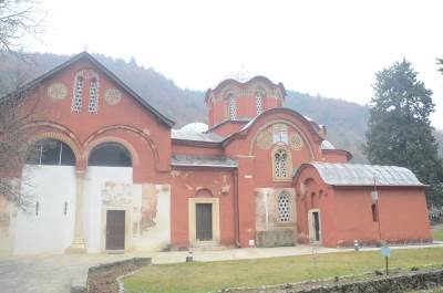  MONDO reportaža sa Kosova i Metohije: Pećka patrijaršija, RK Borac, RK Besa 