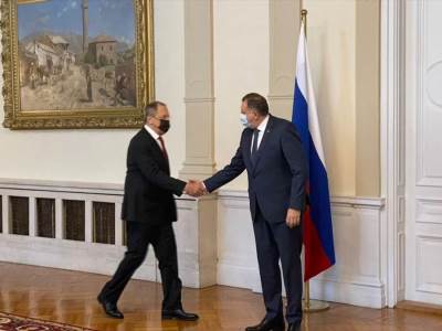  Dodik sam dočekao Lavrova: Komšić i Džaferović odbili sastanak 