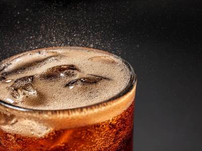  Tri razloga zašto bi trebalo da zauvijek prestanete da pijete gazirane sokove 