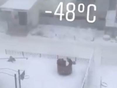  Šta rade djeca u Rusiji na - 48  stepeni? Pa, igraju se! VIDEO 