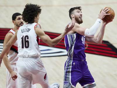  sakramento-frenk-kaminski-otkaz-nba-liga-amerikanac-srpskog-porekla-frenk-kaminski 