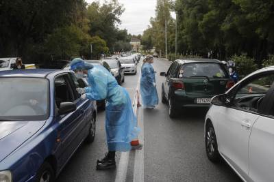  Strmoglavi pad cijene "crnog zlata" zbog mutiranog korona virusa: Oboren rekord, prijete još veća zatvaranja u Evropi 