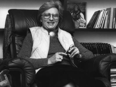  Milka Babović Crno-beloj slici davala je boju! Ona je bila ''prva dama'' sportskog novinarstva 