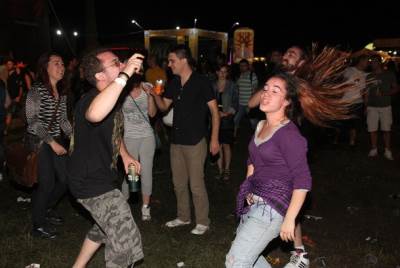  Čoveče, Bijonse govori srpski?! 