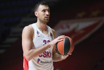  Nikola Milutinov asistencija od tablu CSKA Kalev 
