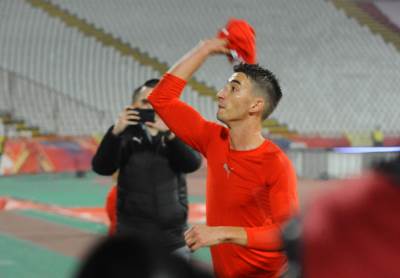  Filip Đurićić obradovao djevojku na Tviter 