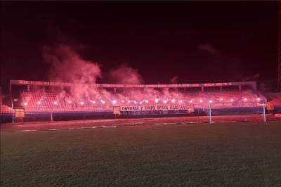  Navijači Borca se bakljadom oprostili od ubijenog druga (FOTO) 