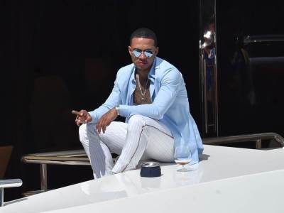  Fudbaleri su jako površni: Mora da se priča samo o skupim kolima, satovima, odeći... 