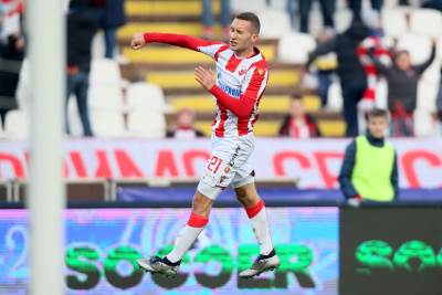  Zvezda raskinula sa ''prekobrojnim'': Nije otišao na pripreme i može da bira klub! 