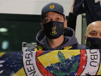  Fenerbahle 500 miliona evra duga navijači skupljaju novac 