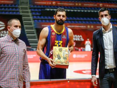  nikola-mirotic-crvena-zvezda-evroliga-ikona-poklon-humanitarni-rad-organizacija-srbi-za-srbe 