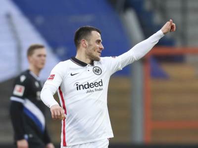  Arminija - Ajntraht 1:5, Bundesliga, 18. kolo, rezultati, tabela 