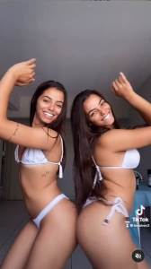  brazil-seksi-odbojkasice-bliznakinje 