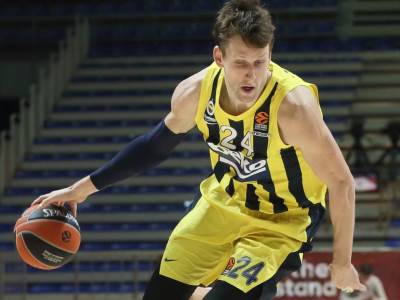  Fenerbahče čvrsto drži mjesto u Top 8: Veseli letio u Milanu - ovako se ide u plej-of! 