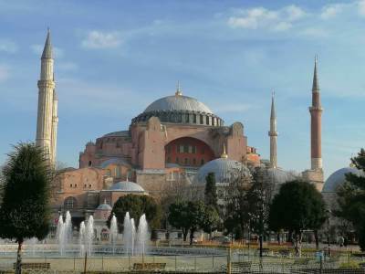  Postoji opasnost od urušavanja Aja Sofije 