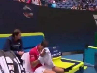  Novaka bi izbacili posle tog poteza: Pojavio se snimak sa meča, Đoković se sprdao na svoj račun! 