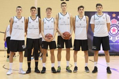  partizan-mladi-kosarkasi-turcin-efe-tahmaz 