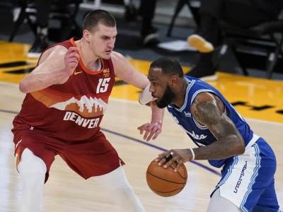  Jokić zaustavljen, Lejkersi napravili veliki preokret: Lebron i drugovi "raznijeli" Denver u drugom poluvremenu! (VIDEO) 