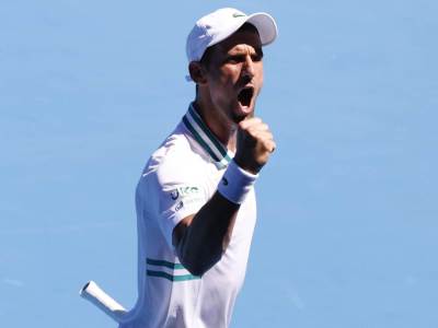  Đoković slavio nakon tri i po sata mučenja: Novak nervirao navijače, pa slomio žilavog Amerikanca! 