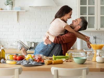  Ova namirnica je ključna za bolji seks! Terapeutkinja objasnila kako utiče na strast i kod žena, i kod muškaraca! 