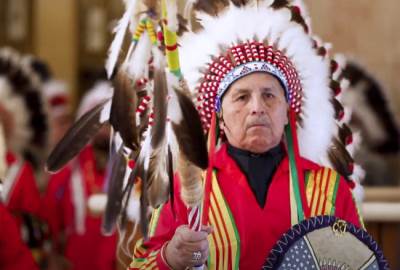  Mračna strana Dana zahvalnosti Prvi Amerikanci odaju počast Indijancima za jednu stvar, a na drugu "zaboravljaju" 