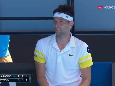  Krajinović šokiran - dobio opomenu kad se vratio iz toaleta: Uopšte nisam znao za to pravilo! (VIDEO) 