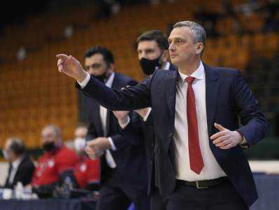  Zvezda nema kad da slavi - stižu Čačani: Ritam je žestok, a Radonjić opet nema petoricu igrača! 