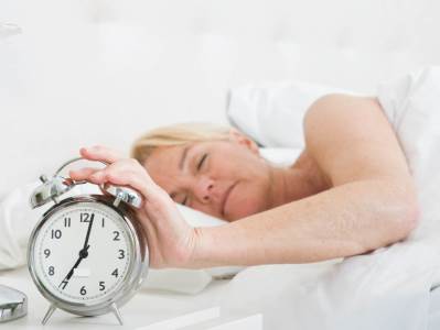  Ako spavate na ovoj strani, odmah prestanite! Zbog toga vas bole leđa i vrat, a može vam napraviti i stomačne probleme! 