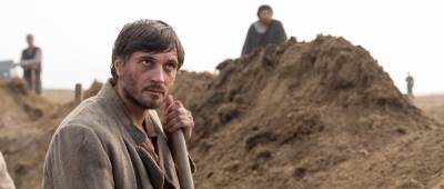  Nije bilo u scenariju, to je neka viša sila: Darin otac otkrio šta se desilo na snimanju sa drvenim krstićem! 