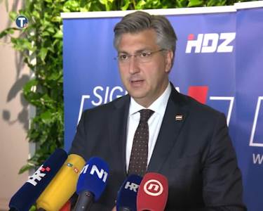  Plenković: Razgovaraćemo o zabrani ustaškog pozdrava "za dom spremni" 