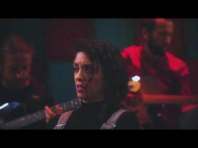  Hit dana: M.O.R.T. feat Mary May - Igračke 