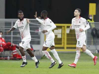  frenk-kesi-vili-brasijano-emotivna-scena-zvezda-milan-foto 