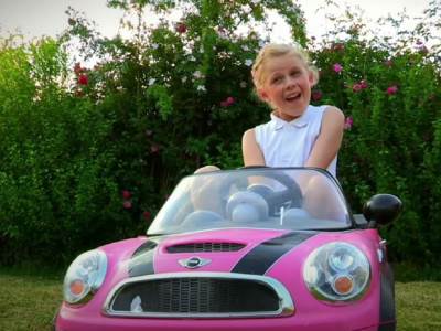  armani skupo brendirano djevojčica 