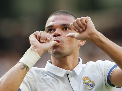  pepe-spavao-s-majkom-do-17-godine-real-madrid 