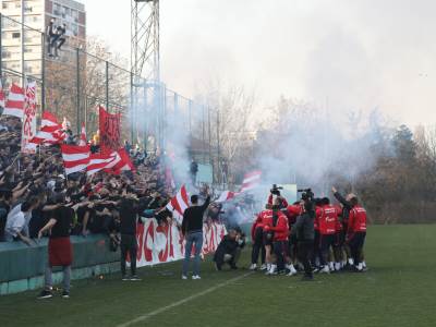  Beogradom se orilo - Gobeljić Marko! Navijači mu nisu okrenuli leđa: Velika podrška fudbaleru Zvezde 