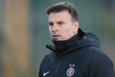  aleksandar-stanojevic-odlazi-ostaje-fk-partizan-superliga-kup-srbije-trofeji 