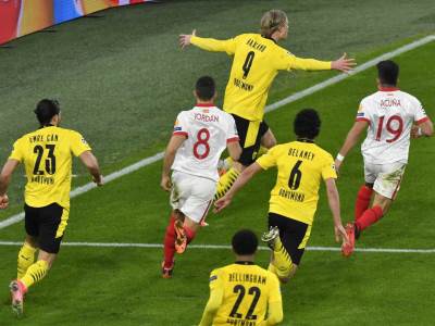  Borusija Dortmund Porto Erling HOland Jasinu Bono 