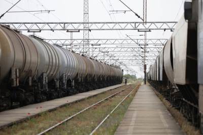  Drama u vozu kod Šida: Migranti se zamalo ugušili u vagonu, među njima i beba! 