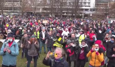  Širom Njemačke protesti zbog mjera protiv kovid-19 (VIDEO) 