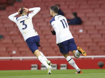  Engleska Premijer liga Arsenal Totenhem Lamela rabona gol 