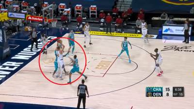  nikola-jokic-magicna-asistencija-denver-sarlot-video 