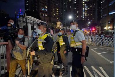  Bebe odvajaju od majki, a djecu vezuju za krevete! Drastične mjere zbog korone u Hongkongu zgrozile svijet 