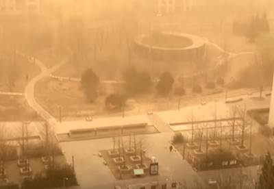  Pješčana oluja zahvatila Peking 