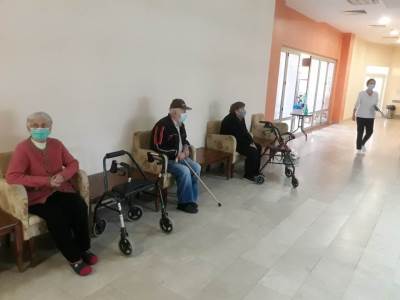  Revakcinisani zaposleni i korisnici Doma penzionera Banjaluka 